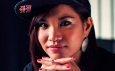 Kayane, e-combattante et tech-influente