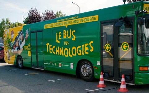 PROTOBUS, le nouveau tiers-lieu "sur roulettes" d&eacute;di&eacute; &agrave; l'innovation du PROTO204